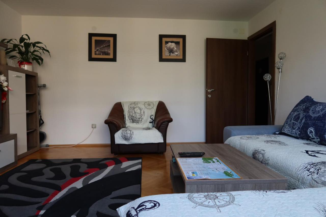 Apartment Mia Спліт Екстер'єр фото